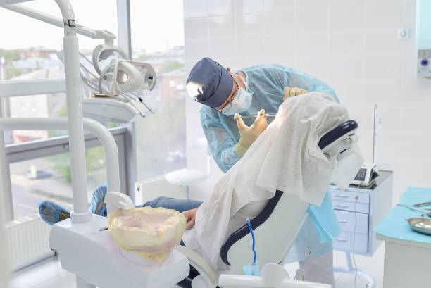 Best Emergency Tooth Extraction in Lan, MI